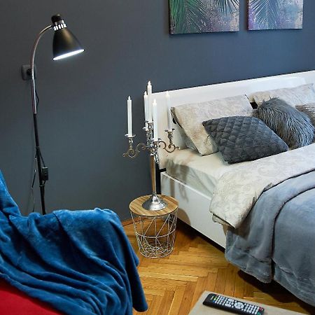 Stylish Apartments In The Center Leopoli Esterno foto