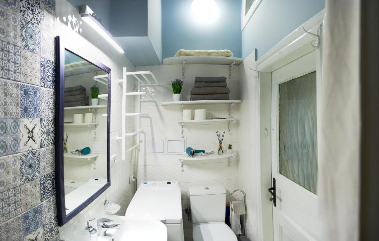 Stylish Apartments In The Center Leopoli Esterno foto